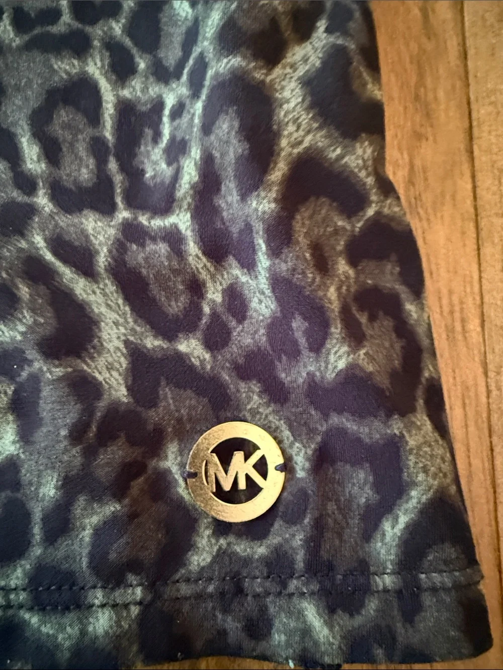 NWOT-Michael Kors Olive and Brown Leopard Short Sleeve Top size Medium